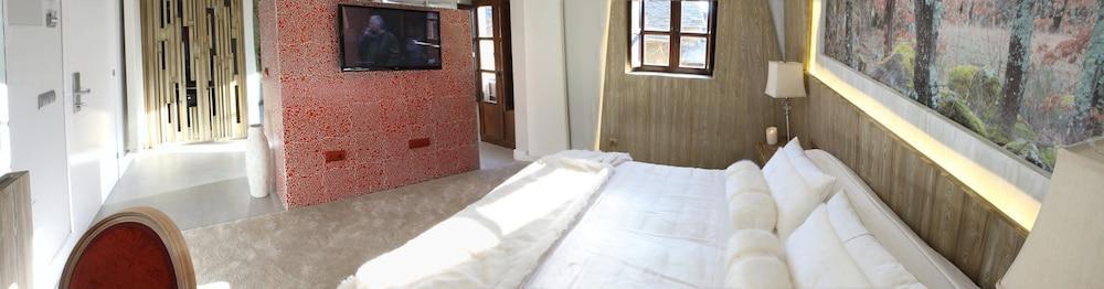 Hotel Las Treixas Puebla de Sanabria Eksteriør bilde